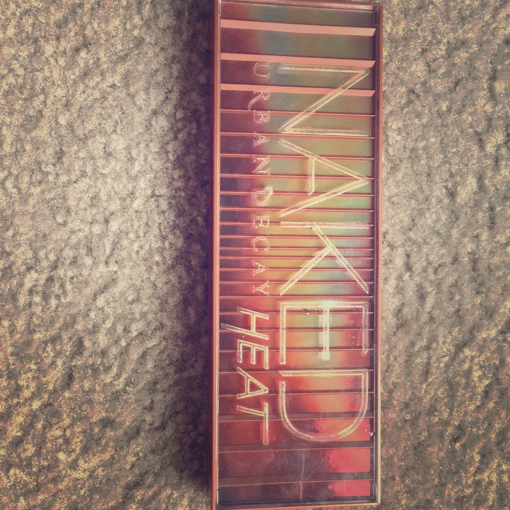 LIKE NEW NAKED HEAT